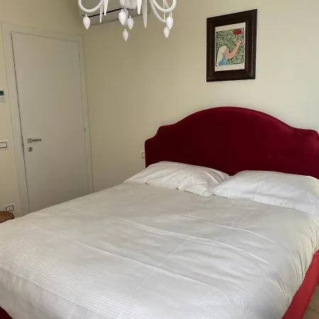 Il Melograno 住宿加早餐酒店 3*